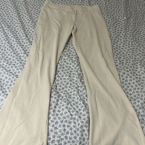 bandy melville cream joggers/ yoga pants in xs-s